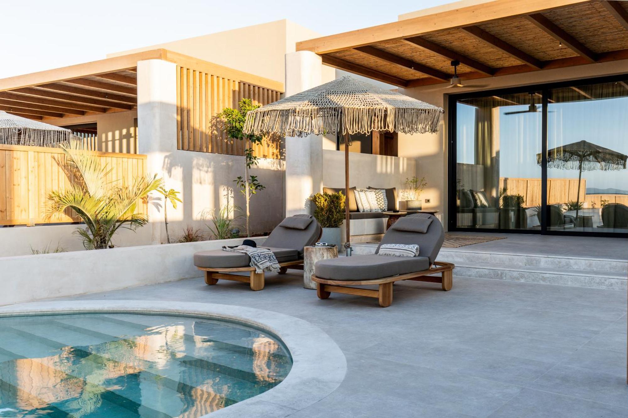 Unique Blue! Resort And Villas Adults Only Karteros Exteriör bild